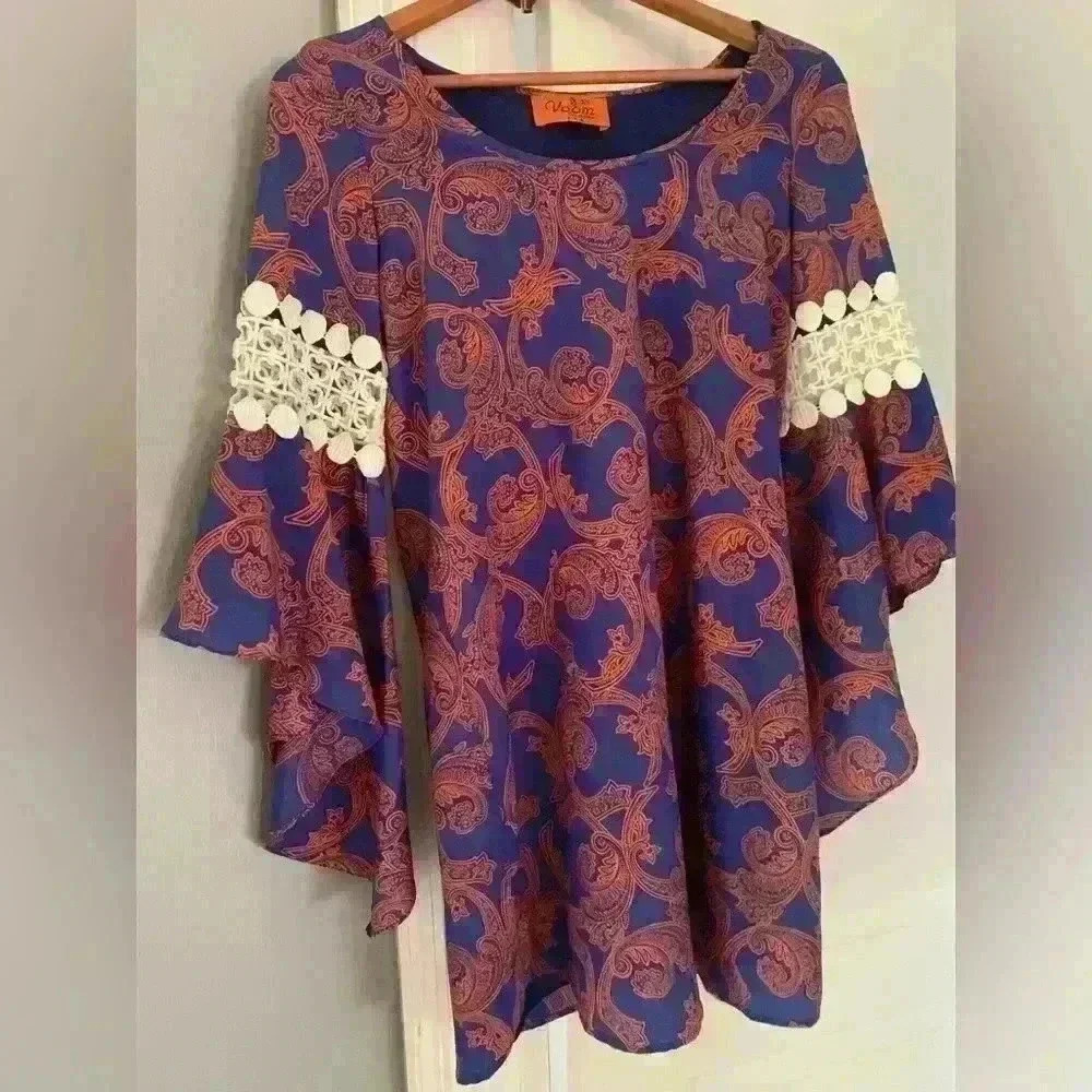 Voom Womens XS Scoop Neck Bell Sleeve Tunic Top Blue Knit Print Hippie Boho